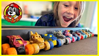 Monster Jam Minis TREADMILL RACE! (Last to Fall Off Tournament)