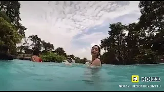 mandi bareng aku mau!!