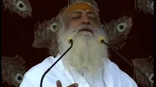 madhur madhur naam Hari om. Kirtan (Flute Fusion) , Pujya Bapuji