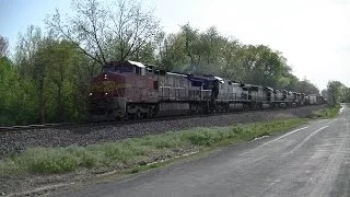 HD: 5/5/14 Santa Fe Warbonnet C40-8W leads NS 111