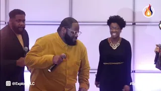 “The Lord Is Blessing Me Right Now!” | CHURCHY Praise & Worship!