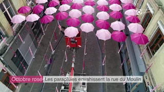 Les parapluies envahissent la rue du Moulin