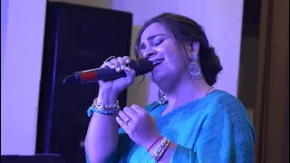 Akele Hain Chale Aao || Lata Mangeshkar || Anupama Malhotra