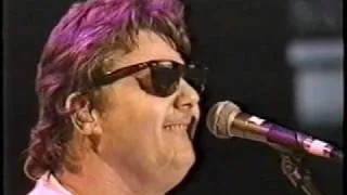 Fly Like An Eagle (acoustic) *RARE* - Steve Miller Band (Live '92)