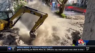 WDSU Road Patrol: Massive Uptown watermain break causes headache for residents