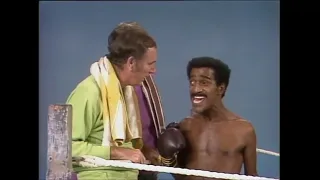 Sammy Davis Jr  vs  Wilt Chamberlain ¦ Rowan & Martin's Laugh In ¦ George Schlatter