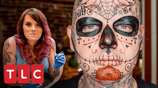 Homem tatua o rosto inteiro apesar de passar por horas de dor intensa | Tattoo Girls | TLC Brasil