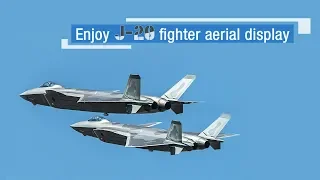 Live: Enjoy J-20 fighter aerial display珠海航展 歼-20战斗机四机编队飞行表演
