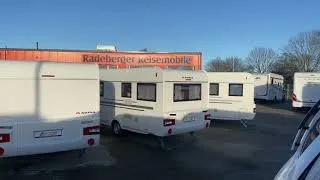 Adria Adora 573 PT ein Familienwohnwagen mit Stockbetten bietet 6 Schlafplätze