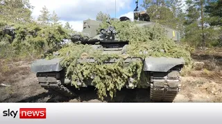 Ukraine War: Hidden tanks near the front line