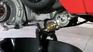 Vespa LX 150 Engine Oil Change (How to)