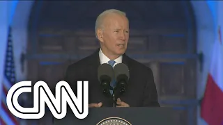 Em discurso, Biden diz que povo russo não é inimigo e reforça ataques a Putin | CNN SÁBADO