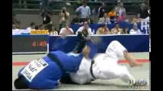 JUDO 2005 World Championships Cairo: Yohei Takai (JPN) - Abdullo Tangriev (UZB)