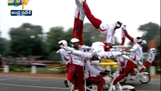 Amazing Bike Stunts of Motor Bike Riders on Republic Day at Rajpath