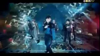 U-Kiss - Round and Round MV [Ver 2]