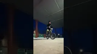 Долго не катался🤷‍♂️ #bmx #bmxstreet #бмх