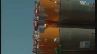 Soyuz TMA-19 Moves to Launch Pad