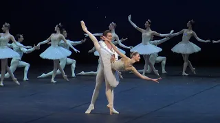 Alyona Kovalyova and Artemy Belyakov in ballet DIAMONDS