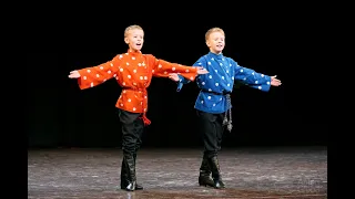 "Русская пляска", ансамбль "Ритмы детства". "Russian dance", ensemble "Rhythms of childhood".