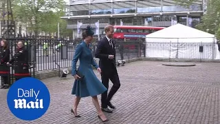 Prince Harry and Kate arrive at Westminster Abbey for Anzac service