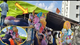 BOBBEPALLI Lord Ganapati Idol - Ganapati Idol Lifting On Tractor - Village Lord Ganapati - STV