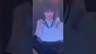 Sunghoon's reaction to Sunoo