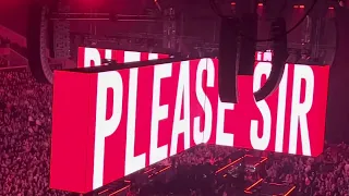 Roger Waters - Comfortably Numb intro - Royal Arena - 18 April 2023