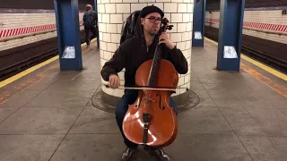 Insane NYC underground cello player in Subways.