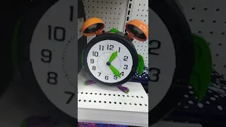 Creepy clock