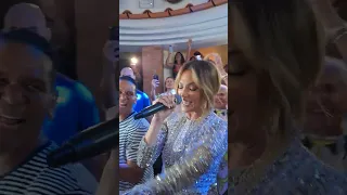 jennifer lopez e stevie mcckey superlativi a capri......amazing i will survive (gloria gaynor)