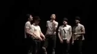 Stromae - tous les mêmes (acapella) - Live at racine carrée tour in Rome