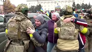 Tears of joy as Ukrainian forces arrive in Kherson