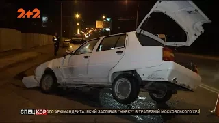 Наслідки нічної ДТП за участі швидкої допомоги у Харкові