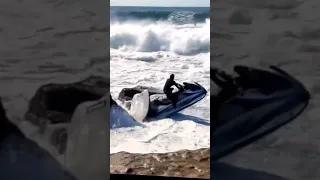 Uma dramática e arriscada tentativa de salvar um Jet das pedras😰 | A dramatic attempt to save a Jet