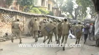 Police chase demonstrators with lathis on Ayodhya streets | Babri Masjid demolition archival footage