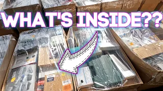 What's inside of a $600 ELECTRONICS Amazon Customer Returns Mystery Box