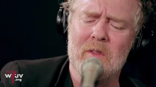 Glen Hansard - "Don't Settle" (Live at WFUV)