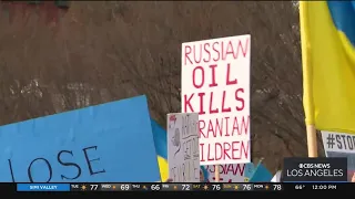 Biden Bans Russian Oil, Natural Gas Imports