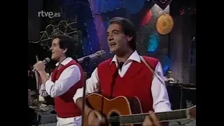 Dúo Dinámico en TVE, 1990, cantan 2 pupurrís: GUATEQUES 5 y 6.