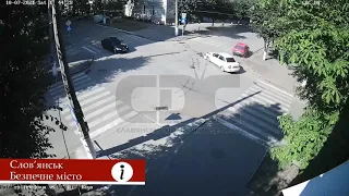 10-07-2021 друге ДТП на розі вул. Василівскої та Університетської