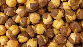 Roasted chana 🥔// Yummy And Tasty 🤤// By Mom's Kitchen 👩🏼‍🍳#subscribe #like #comment #share
