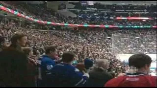 ACC Sings O Canada - Habs at Leafs - Oct 1 2009