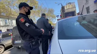 Полиция Одессы / два перепуганных Петровича в патруле