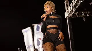 Wendy Shay thrills crowd at Akwaaba Night( Vision Beach /Nzema)