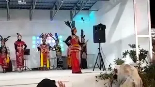 fashion Show outfit dayak