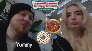 First Time Trying Krispy Kreme Donuts In London! 🍩