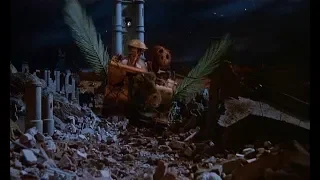 Dorothy escapes the Emerald City