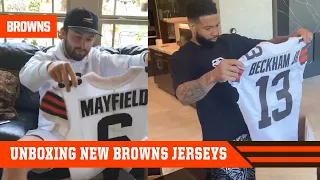 Players unbox new Browns jerseys | Cleveland Browns
