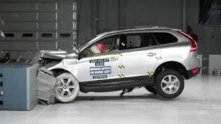 2010 Volvo XC60 moderate overlap IIHS crash test