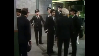 On the buses Intro